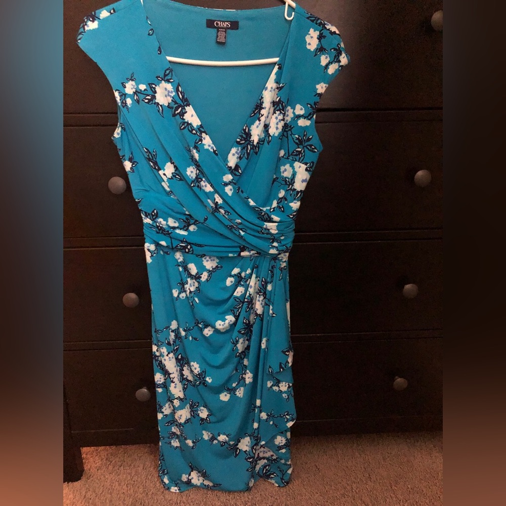 Host Pick! 🤩Chaps Blue Dress with White & Black floral detail